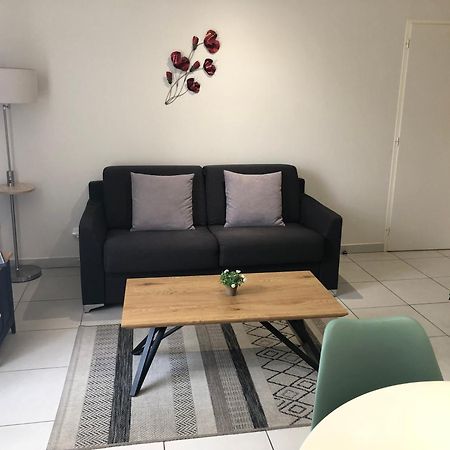 Les Poissons Apartment แซ็ต ภายนอก รูปภาพ