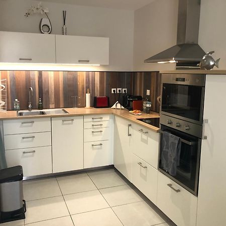 Les Poissons Apartment แซ็ต ภายนอก รูปภาพ