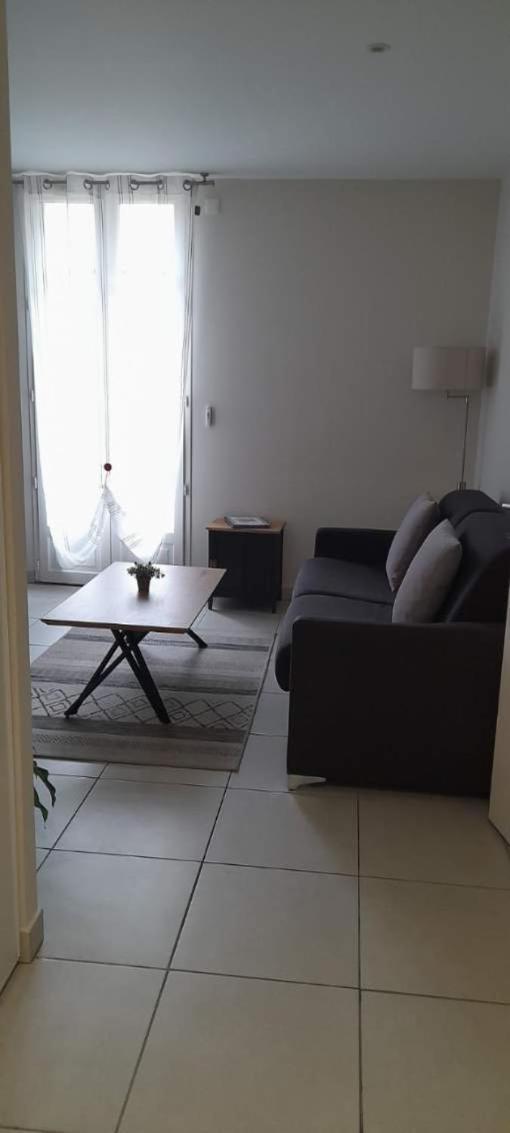 Les Poissons Apartment แซ็ต ภายนอก รูปภาพ